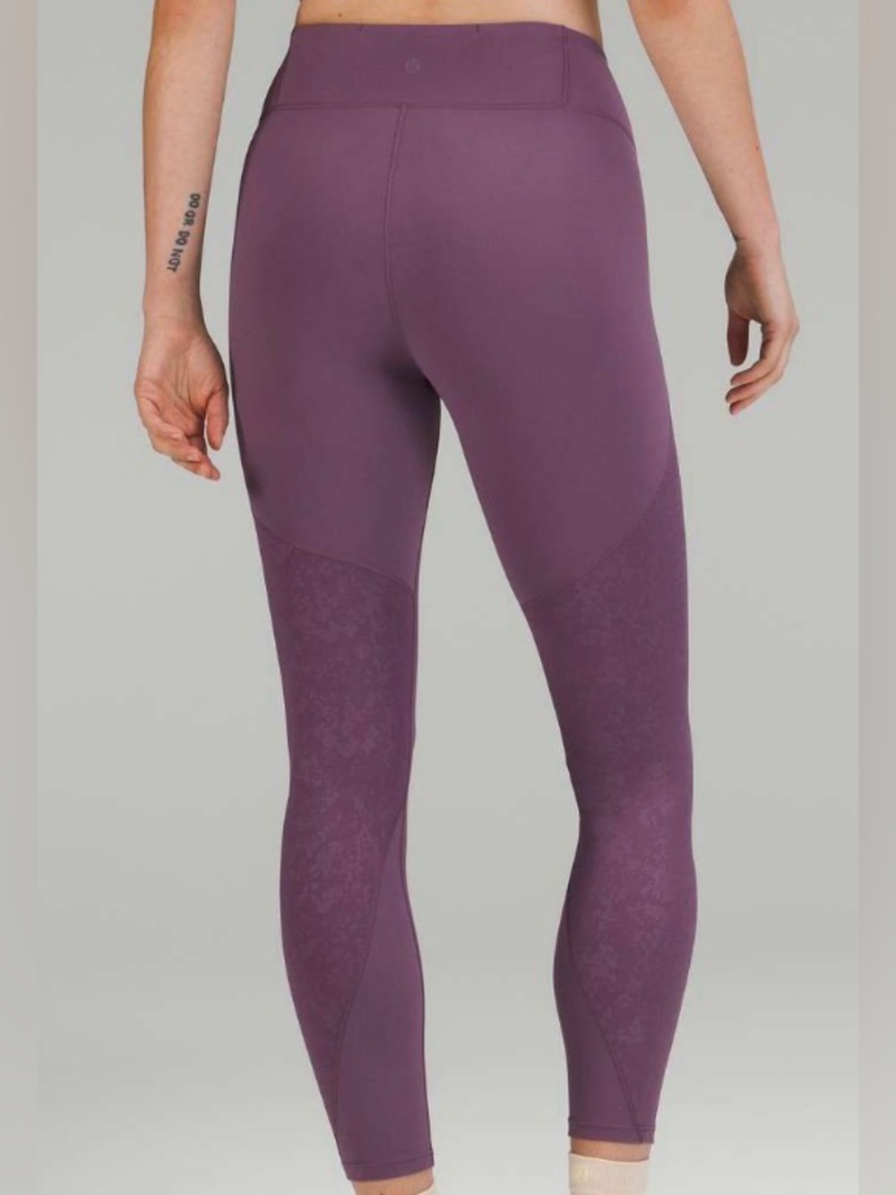 Lululemon Lab Leggings Embossed 25" Size 6 Embossed Yoga Limited Special Edition